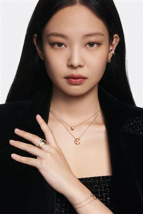 jennie chanel brooch|jennie in chanel jewelry.